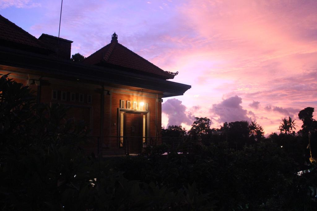 Tagel Karsa House Hotel Ubud  Exterior photo